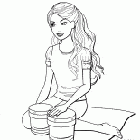 Barbie gra na perkusji